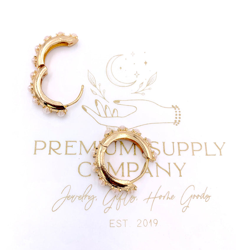 Simulated Pearl And Gold Hoops, Hinged Hoop Earrings, Chunky Pearl Hoops, Statement Jewelry, Boho Jewelry, Gifts For Her, Summer Earrings